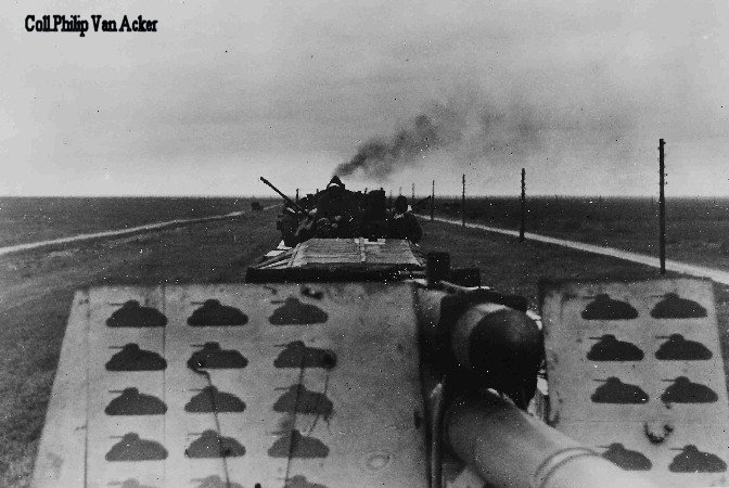 s russia flak Panzerzug 1944.jpg