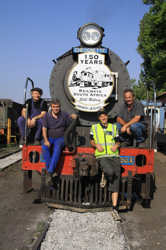 Nathan, Steve, Chris and Franzois after the official fitting of the headboard, designed by Malcolm Bates and Nathan.