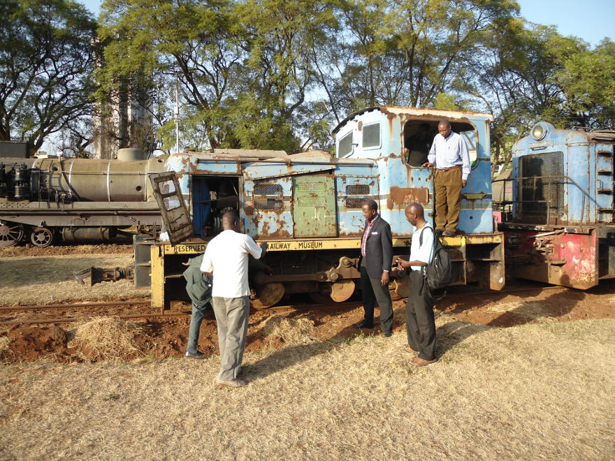 FORM members inspect 3205