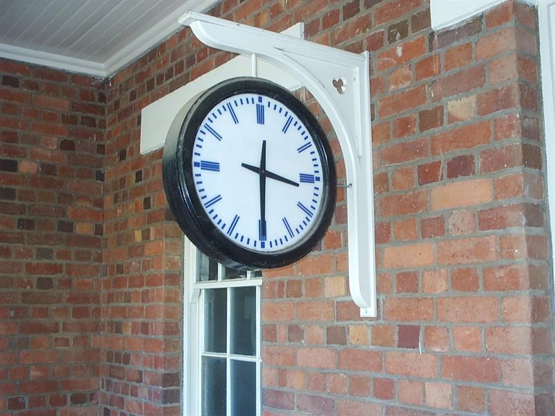 Still present, but not ticking - or it was 40 minutes slow.