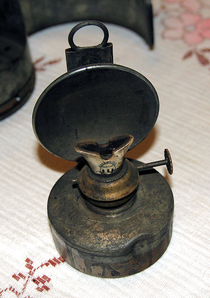 LAMP3.JPG