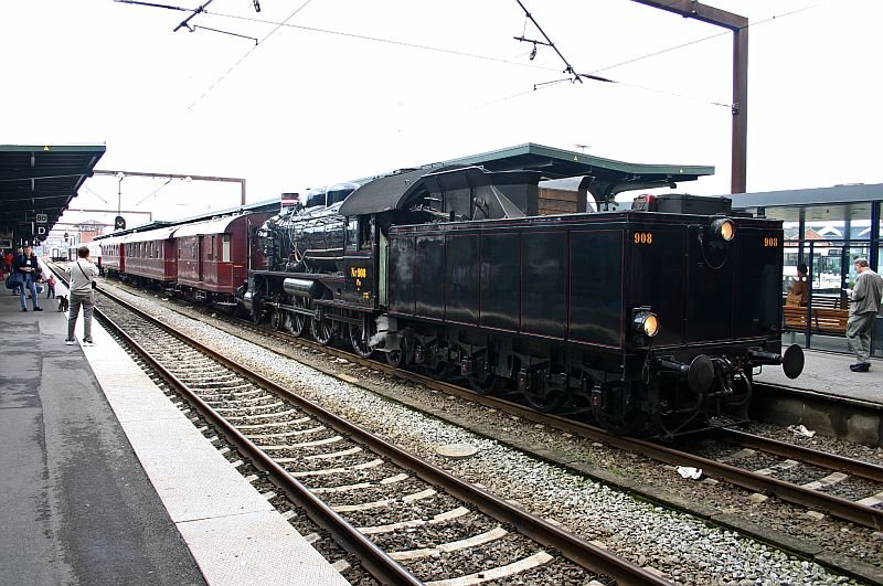 Special train at Odense - 19.08.2006.jpg
