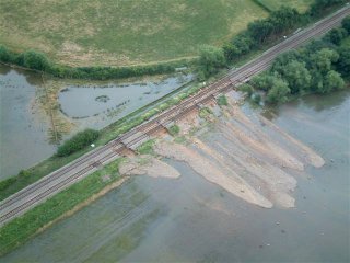 Flooding in the Moreton in Marsh area, July 2007