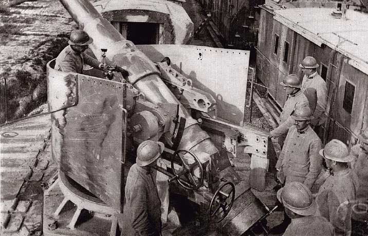 cnp_armoured_train_gun_01.jpg
