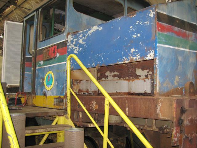 9214 looking a bit the worse for wear