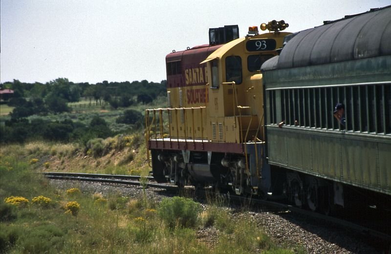 img092.jpg (71.77 KiB) Viewed 1815 times Santa Fe Southern No.93