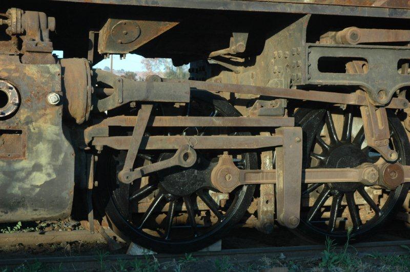 It was a loooong time ago that a coat of paint graced these wheels!