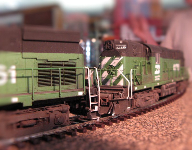 Clank clank wheeze - an older Alco appears on the bend.