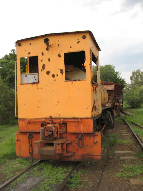 Another view of a fireless loco