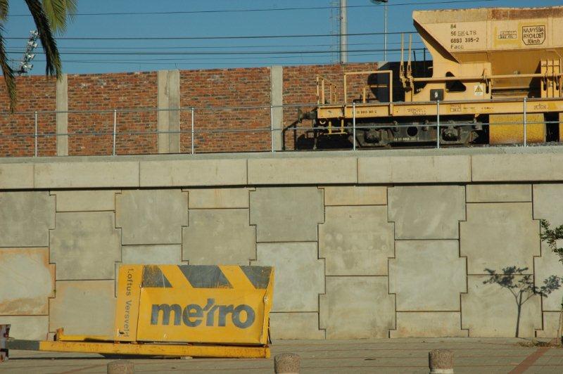 At least Metro is signposting where the Gautrain is passing!