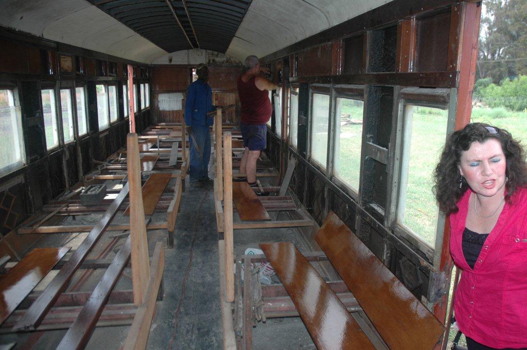 Slow but ongoing progress on a coach interior. Liesel Hagen in awe at what she sees!
