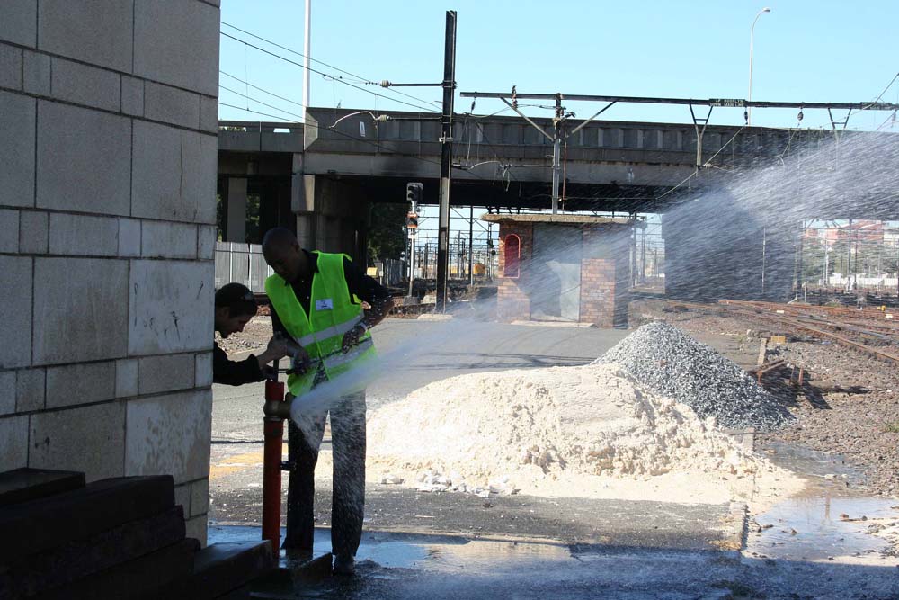 The Fire Hydrant would not close, and had to call Transnet plumber
