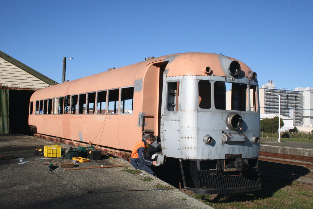 Lee Hall working on step detail, 11.04.10.