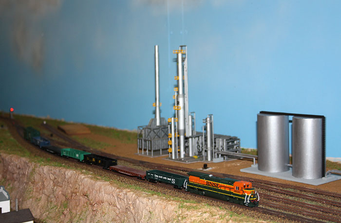 Passing the refinary area, those two silver tanks are PVC pipe!