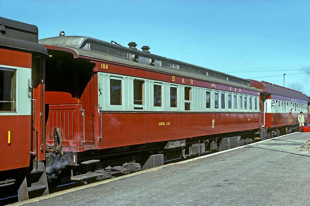 857-76em.jpg
