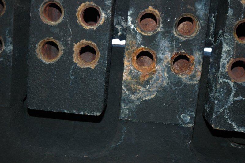 If you were to lie on your back in the smokebox and look upwrds, this is what the header looks like, where the various elements will fit. These recessions are currently scaled up and will need to be cleaned and polished  before receiving the element, whose heads, too, have to be polished.