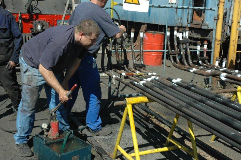 Gabby having a good pump!