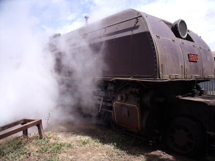 Plenty of steam escaping from the leaking superheater elements in the smokebox