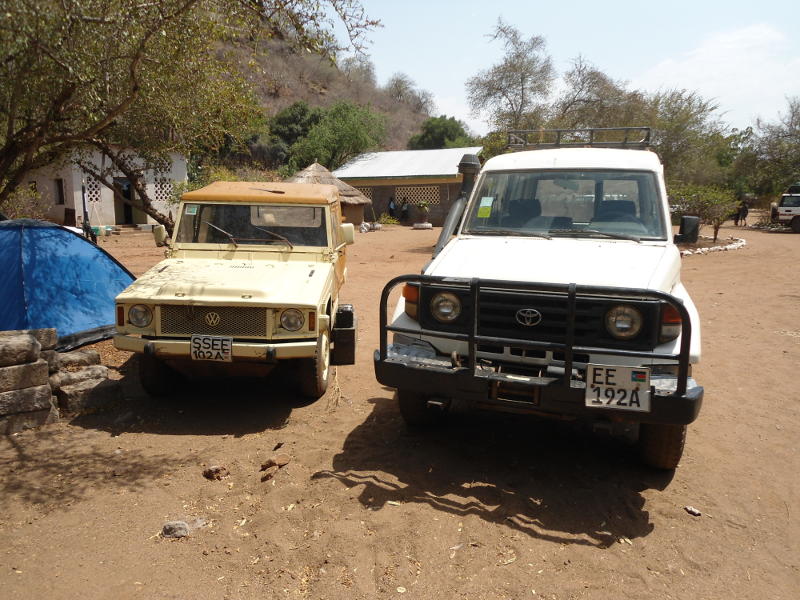 You get an impression of the size when it stands next to a Toyota Land Cruiser