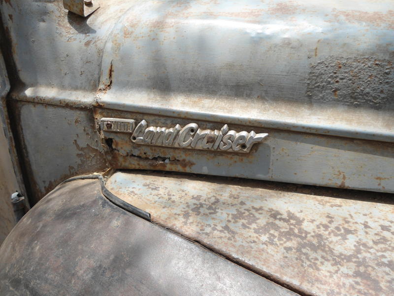 At some point this lorry (or its owner) obviously aspired to be a Toyota Land Cruiser!