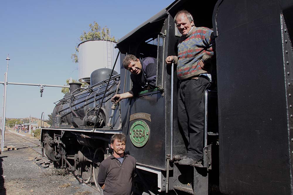 Footplate crew- Gabor and Tony with driver Arrie Grundling on ground