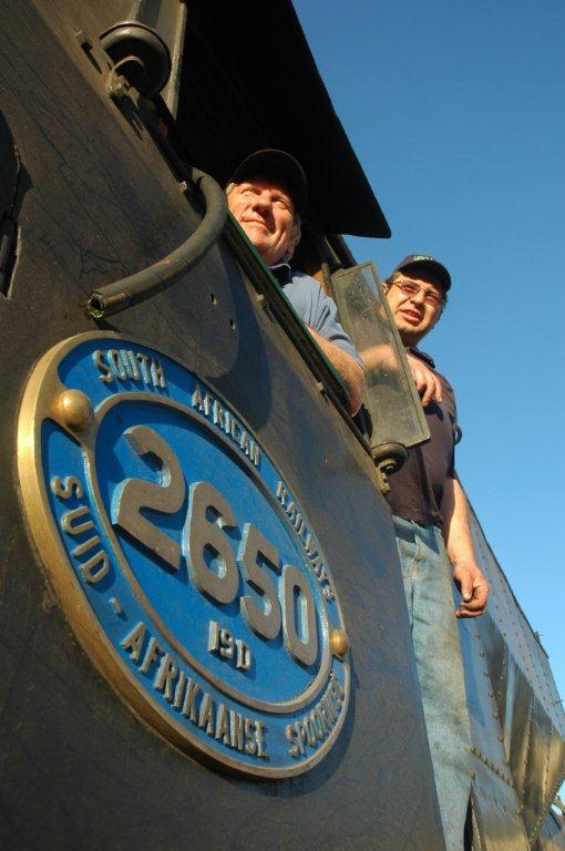 Men of Steam. Tony Attwell and Gabor Kovacs now join the South African ranks of steam drivers which in itself is an achievement as there are possibly less than 20 in certified service in the country! Well done lads and to FOTR!