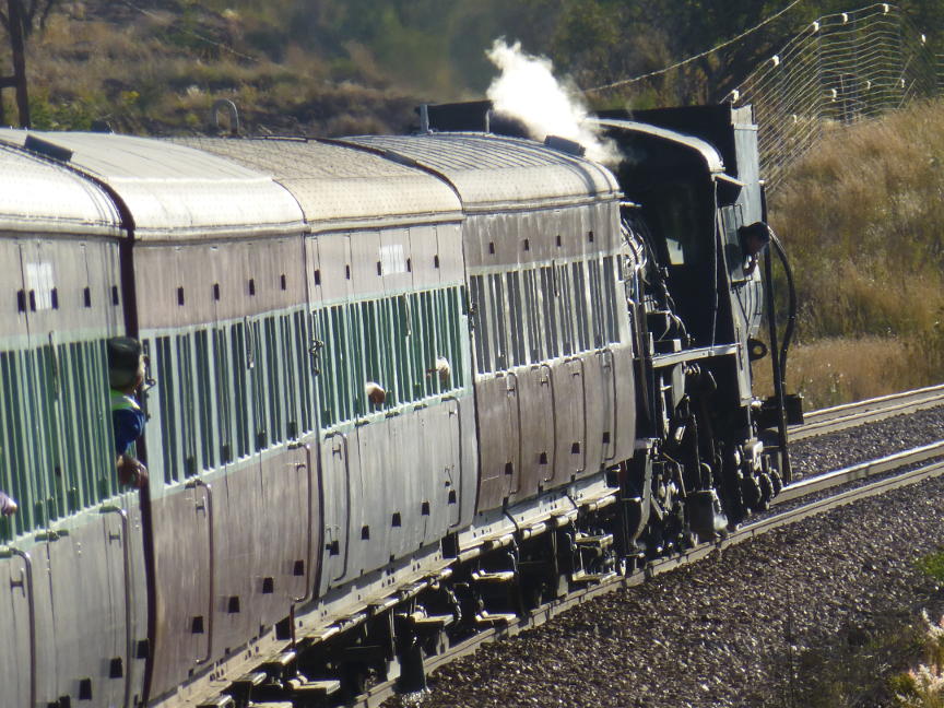 The unusual sight of 3664 hauling her train tender first through Panpoort en route back to Hermanstad