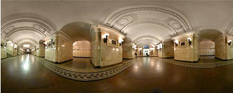 Oktiabrskaya Station - via E Robaard