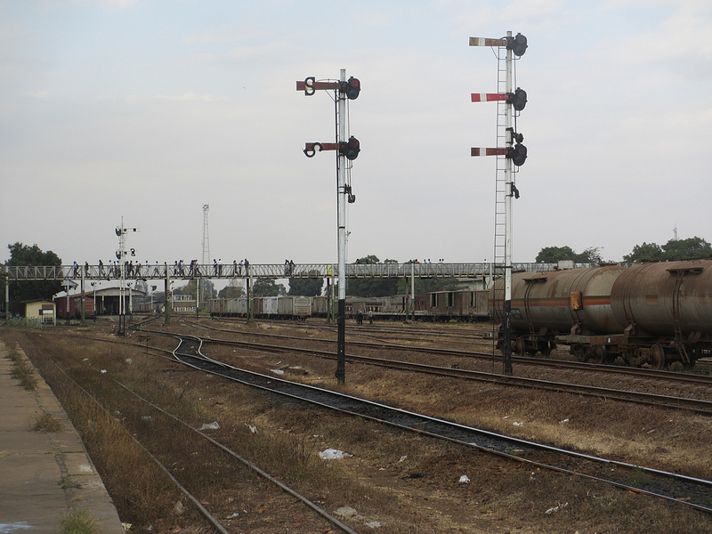 Fine semaphore signals - lower quadrant in the station and yard