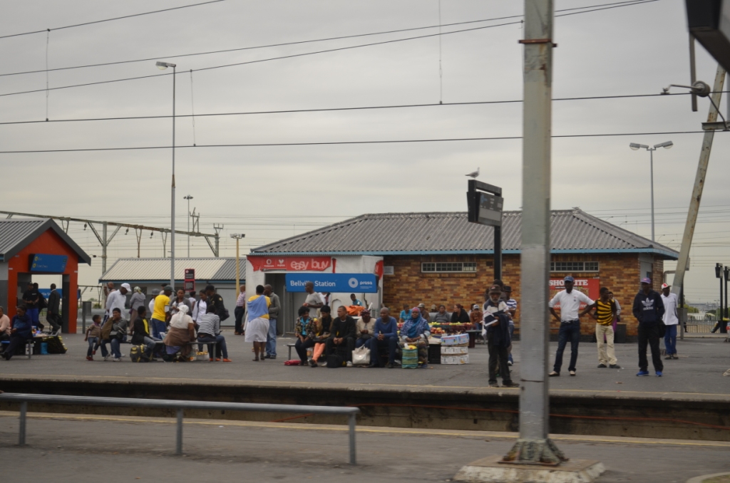 Metro passengers at Belleville