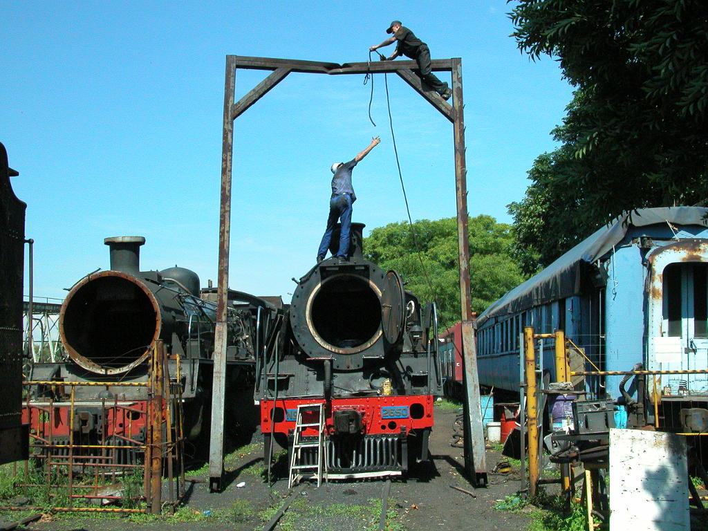 2650 Smokebox Removal Capital Park 1.12.14 2014-12-01 005a.JPG