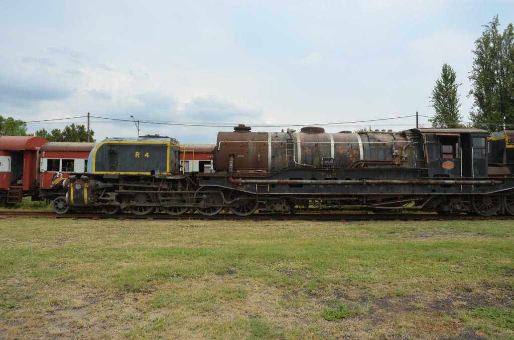 Side view of the GMAM inching along!