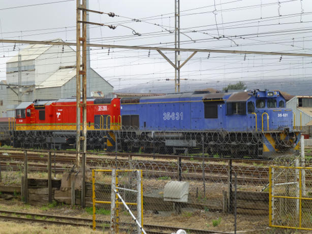 Another view of the shunt cars