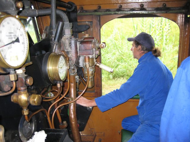 Mike at the controls as 2650 leaves Capital Park<br /><br />Photo by John Ashworth 16/03/08