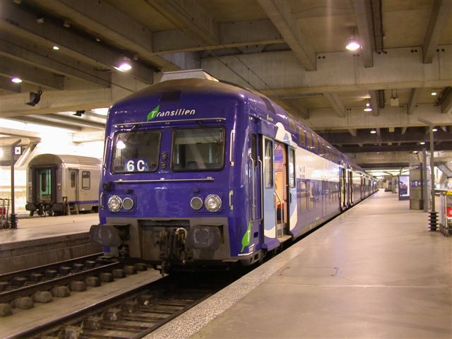 Gare De Montparnasse sees the unit of a double decker suburban set on arrival from Versailles. The photographer had had a wonderful footplate ride in this set