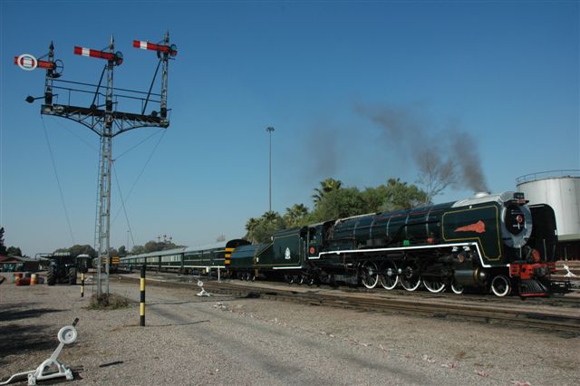 Signals, point levers, steam train. Rovos Rail site