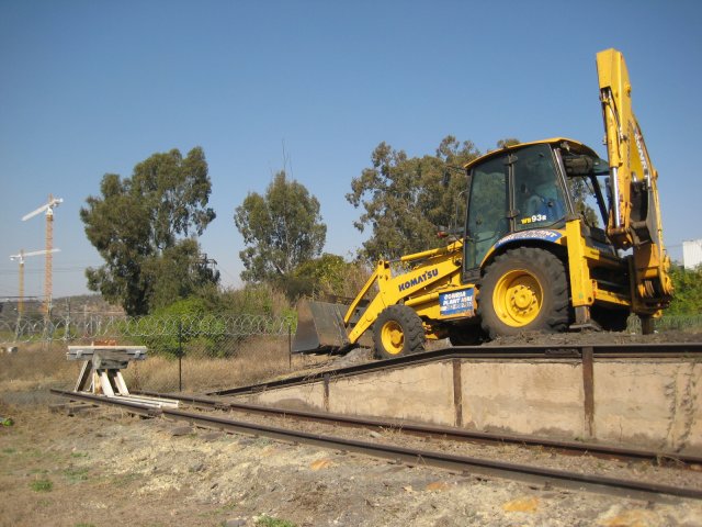 Smoothing the eastern end of the platform