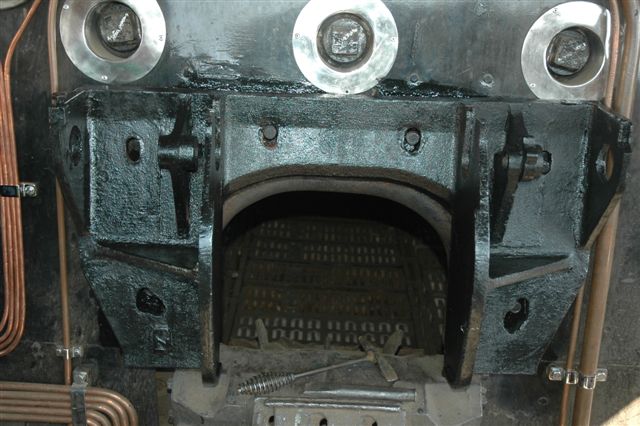 First fitting of the door frame on the 15F 3117 firebox. It needed some work still to get the bolt holes to line up properly, but another step nearer to completion