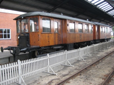 View of both cars