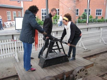 Jane and Nini give it a try