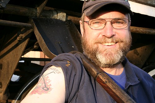 John with standard FOTR fireman's tattoo<br /><br />Photo by Miemie Wolmarans