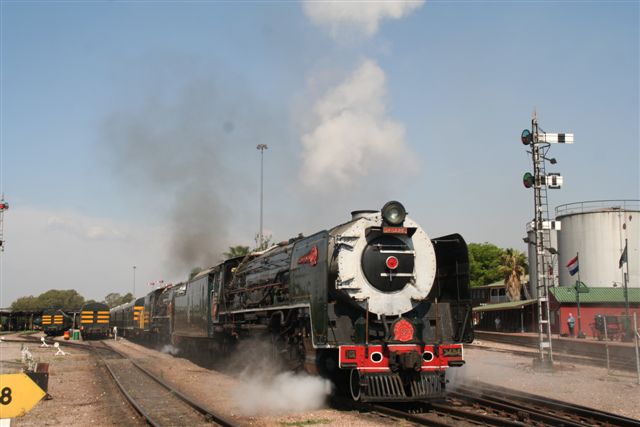 3484 and 3442 depart from Capital Park Wednesday 17 October.
