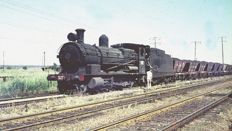 5212 OFF PILOT STAFF THORNTON.jpg