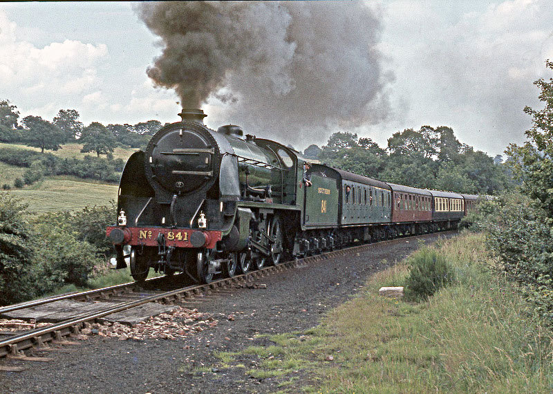 S R  841 Near Grosmount  N Y M R.jpg