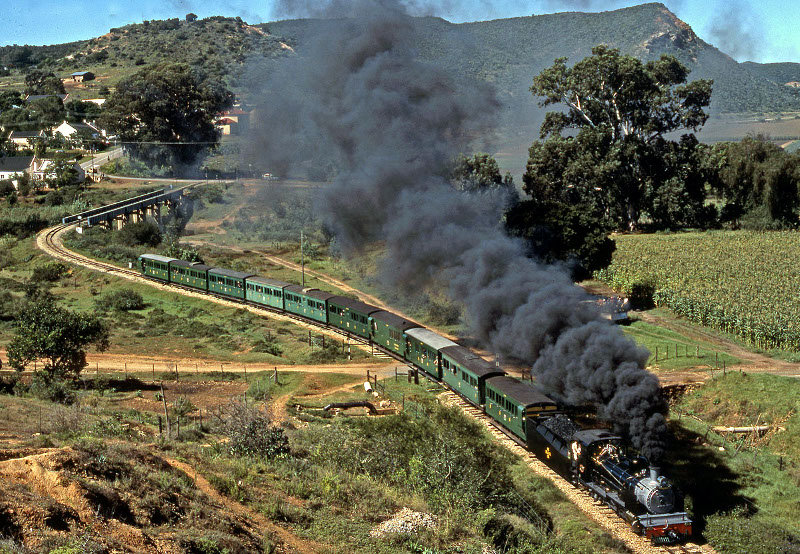 NG124  APPLE EXPRESS Hankey 1985.jpg