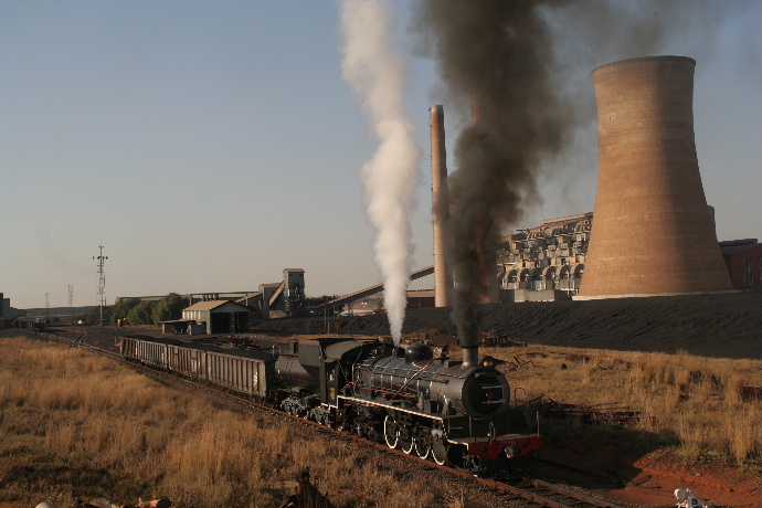 3664 at Rooiwal Power Station<br /><br />Photo by Chris Janisch 14/07/07