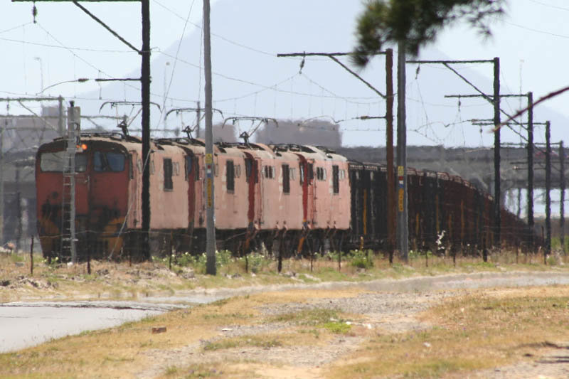 A Freight of 6E1's and 6E's appear from the Bellville yards.
